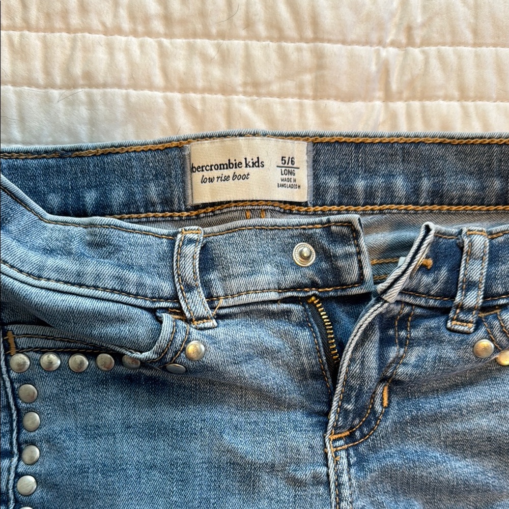 Abercrombie Kids Blue Low Rise Boot Jeans 5/6 LONG